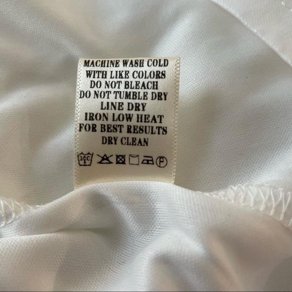 - Loveriche White Eyelet Lined Mini Dress - Picture 7 of 10